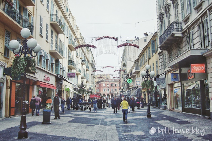 The shopping street in Nice.