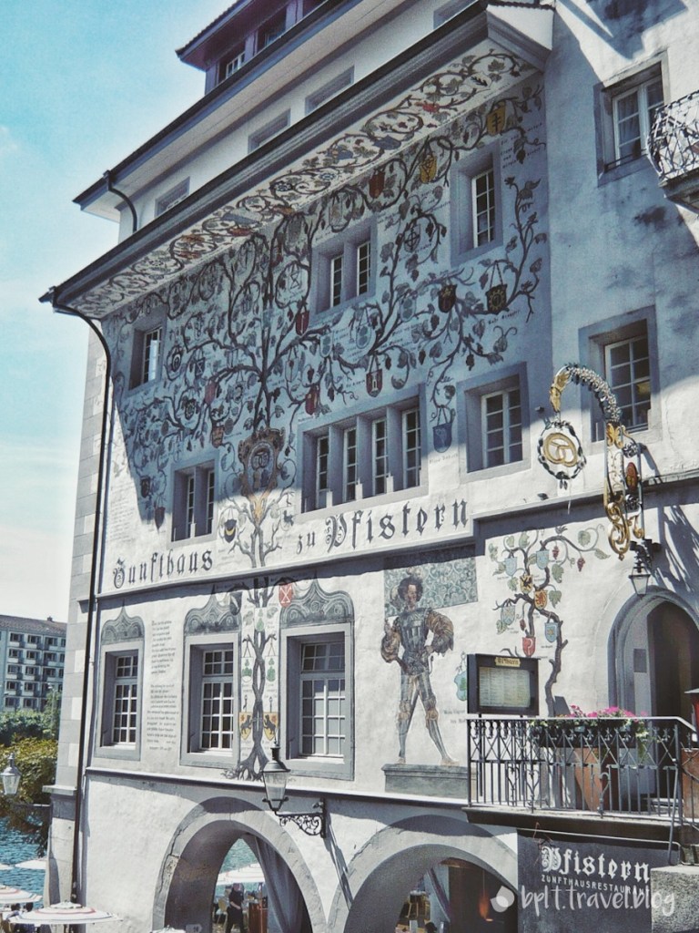 Waterfront restaurants in Lucerne.